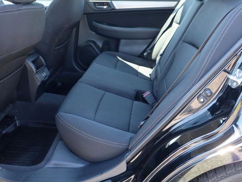 Used 2019 Subaru Legacy 2.5i Premium AWD/4WD image 18