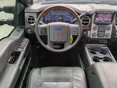 Used 2014 Ford F250 Platinum image 15