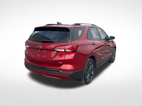 Used 2024 Chevrolet Equinox RS w/ RS Leather Package AWD/4WD image 16