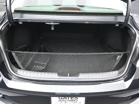 Used 2022 Hyundai Elantra SEL w/ Convenience Package FWD image 24