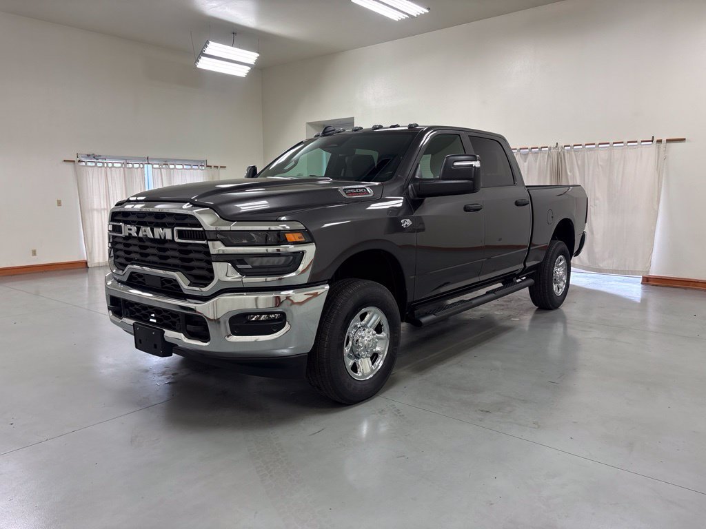 New 2027 RAM 2500 Tradesman AWD/4WD image 4