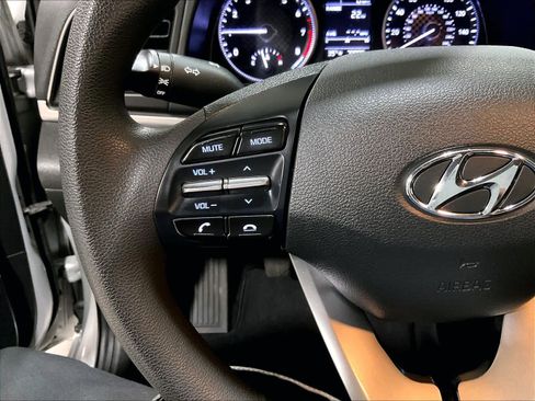 Used 2019 Hyundai Elantra SE w/ Cargo Package image 22