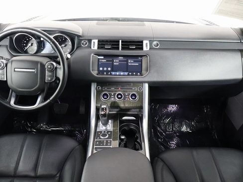 Used 2017 Land Rover Range Rover Sport SE AWD/4WD image 8