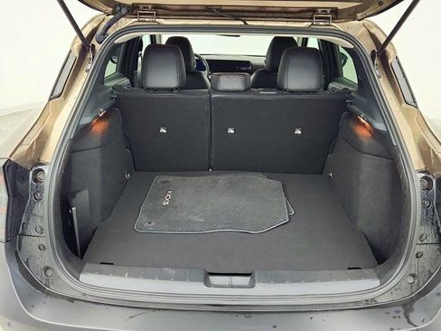 Used 2025 Nissan Kicks SR w/ SR Premium Package AWD/4WD image 23