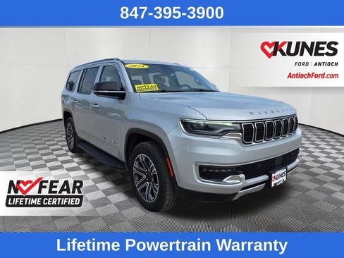 Used 2024 Jeep Wagoneer Series II w/ Flexible Seating Group AWD/4WD image 1