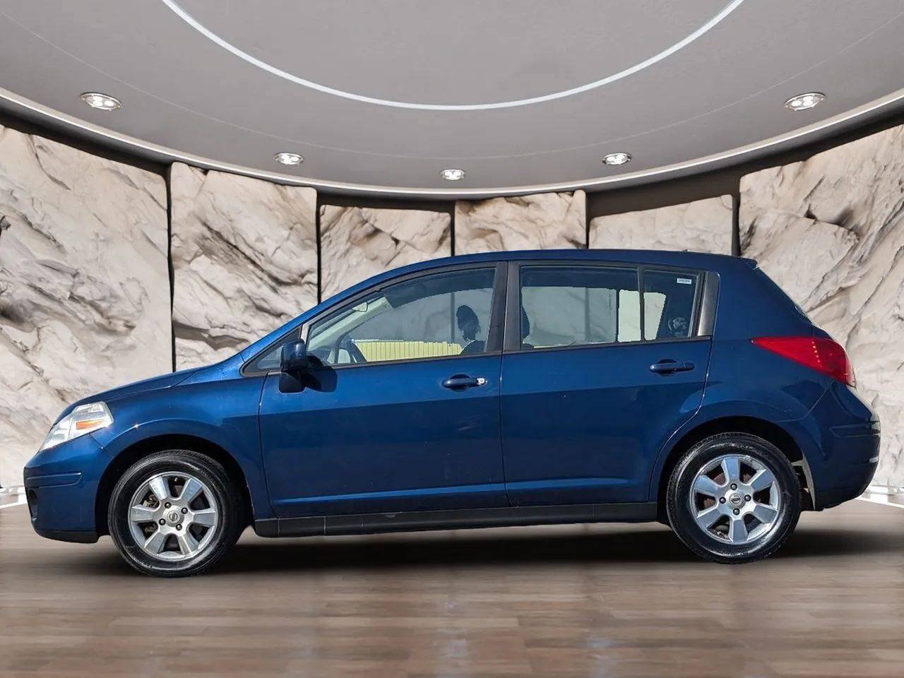 Used 2012 Nissan Versa 1.8 S w/ Special Edition Pkg FWD image 5