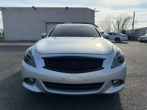 Used 2013 INFINITI G37 x w/ Premium Pkg image 2