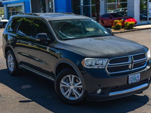 Used 2011 Dodge Durango Crew AWD/4WD image 2