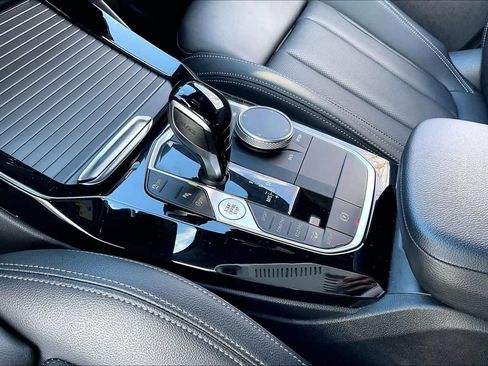 Used 2022 BMW X3 xDrive30i w/ Convenience Package w/ZPA image 16