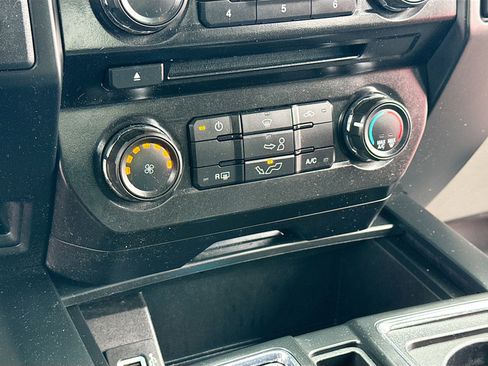 Used 2017 Ford F150 XL w/ Equipment Group 101A Mid image 10