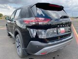 Used 2022 Nissan Rogue SV image 4