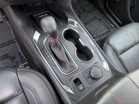 Used 2023 Chevrolet Traverse RS w/ LPO, Floor Liner Package FWD image 30