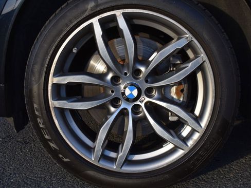 Used 2018 BMW X4 M40i image 13