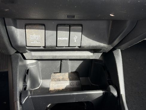 Used 2017 Honda Fit EX-L image 21