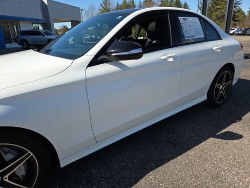 Used 2017 Mercedes-Benz C 300 4MATIC Sedan image 32