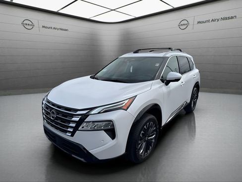 New 2026 Nissan Rogue Platinum w/ Platinum Premium Package AWD/4WD image 1