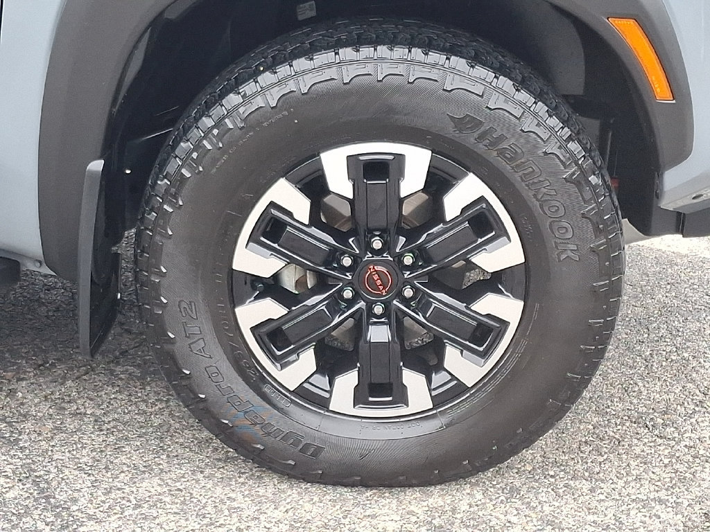Certified 2024 Nissan Frontier PRO-4X w/ Off-Road Protection Package AWD/4WD image 9