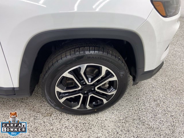 Used 2023 Jeep Compass Limited w/ Sun and Sound Group AWD/4WD image 8