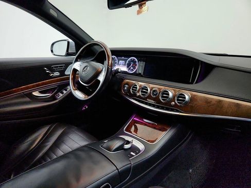 Used 2014 Mercedes-Benz S 550 Sedan image 27