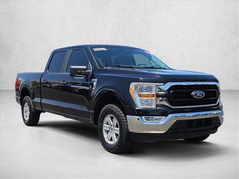 Used 2022 Ford F150 XLT w/ Trailer Tow Package AWD/4WD image 3