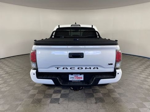 Used 2022 Toyota Tacoma TRD Sport w/ TRD Premium Sport Package image 19