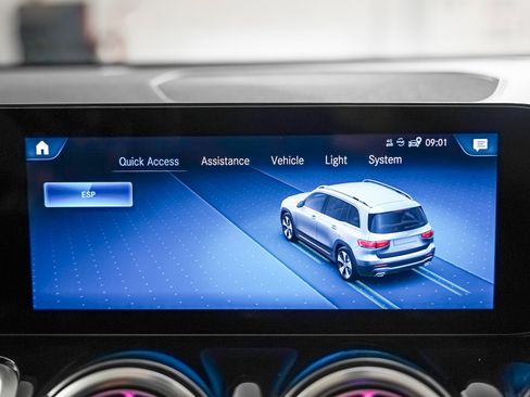 Certified 2023 Mercedes-Benz GLB 250 image 21