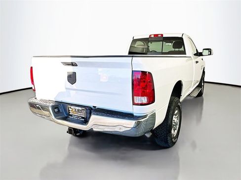 Used 2018 RAM 2500 Tradesman w/ Chrome Appearance Group image 7