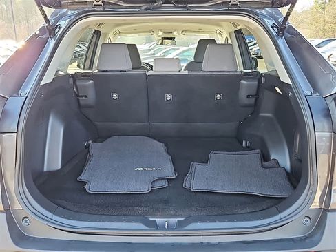 Used 2023 Toyota RAV4 XLE image 25
