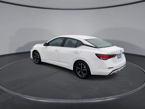 Used 2024 Nissan Sentra SV image 6