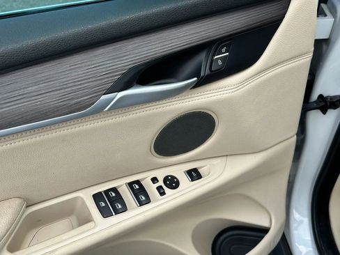 Used 2015 BMW X5 xDrive35d AWD/4WD image 11