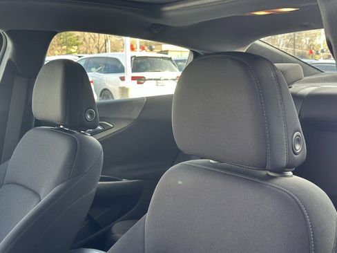 Used 2023 Chevrolet Malibu LT image 12