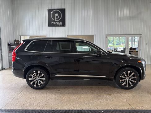 Used 2024 Volvo XC90 B6 Core w/ Protection Package Premier AWD/4WD image 6