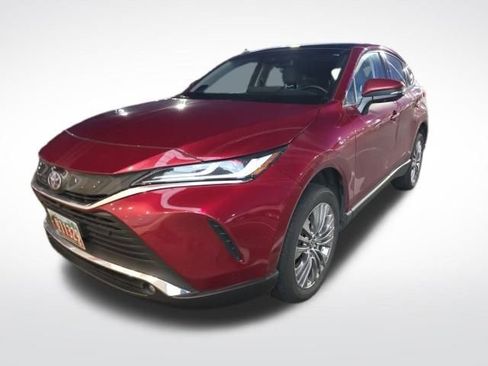 Used 2024 Toyota Venza Limited image 6