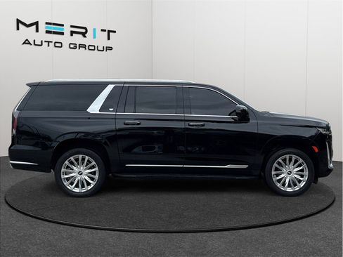 Used 2023 Cadillac Escalade ESV Premium Luxury RWD image 10