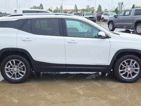 Used 2023 GMC Terrain SLT w/ LPO, Floor Liner Package AWD/4WD image 6