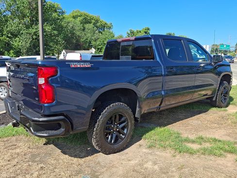 Used 2021 Chevrolet Silverado 1500 LT Trail Boss w/ Convenience Package II AWD/4WD image 6