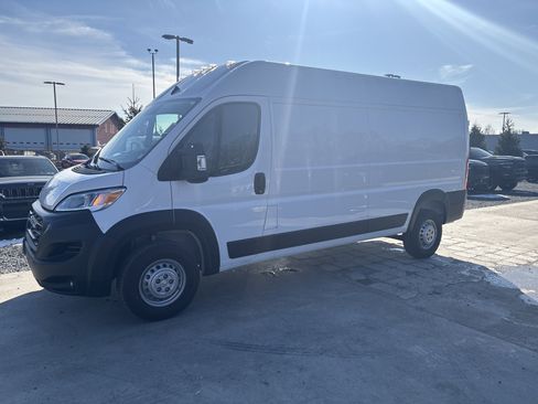 New 2026 RAM ProMaster 2500 w/ Convenience Group image 3