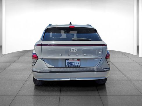 Certified 2024 Hyundai Kona SEL FWD image 5