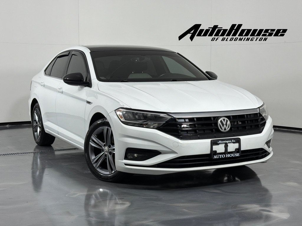Used 2020 Volkswagen Jetta R-Line w/ R-Line Cold Weather Package FWD image 1