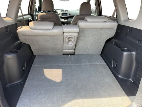 Used 2010 Toyota RAV4 Limited FWD image 17