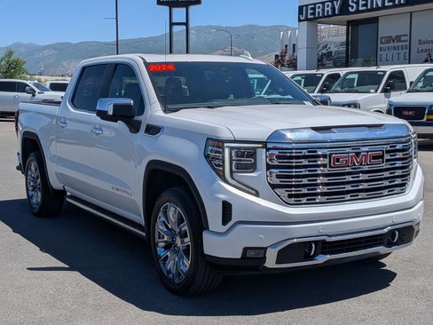 Certified 2024 GMC Sierra 1500 Denali w/ Denali Reserve Package AWD/4WD image 8