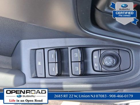Certified 2025 Subaru Impreza 2.0i image 13