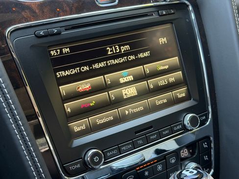 Used 2018 Bentley Flying Spur S V8 image 22