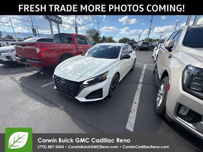 Used 2023 Nissan Altima 2.5 SR
