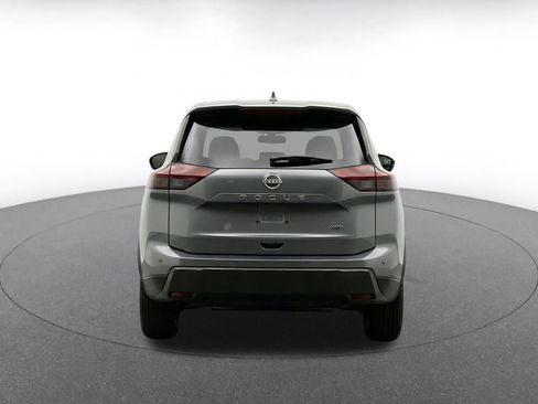 Used 2025 Nissan Rogue SV FWD image 8