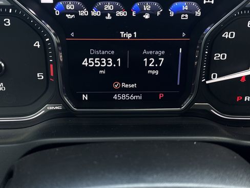 Used 2020 GMC Sierra 2500 Denali w/ Denali Ultimate Package image 12