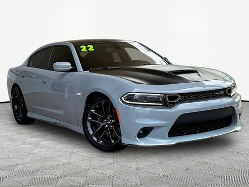 Used 2022 Dodge Charger Scat Pack w/ Plus Group RWD image 3