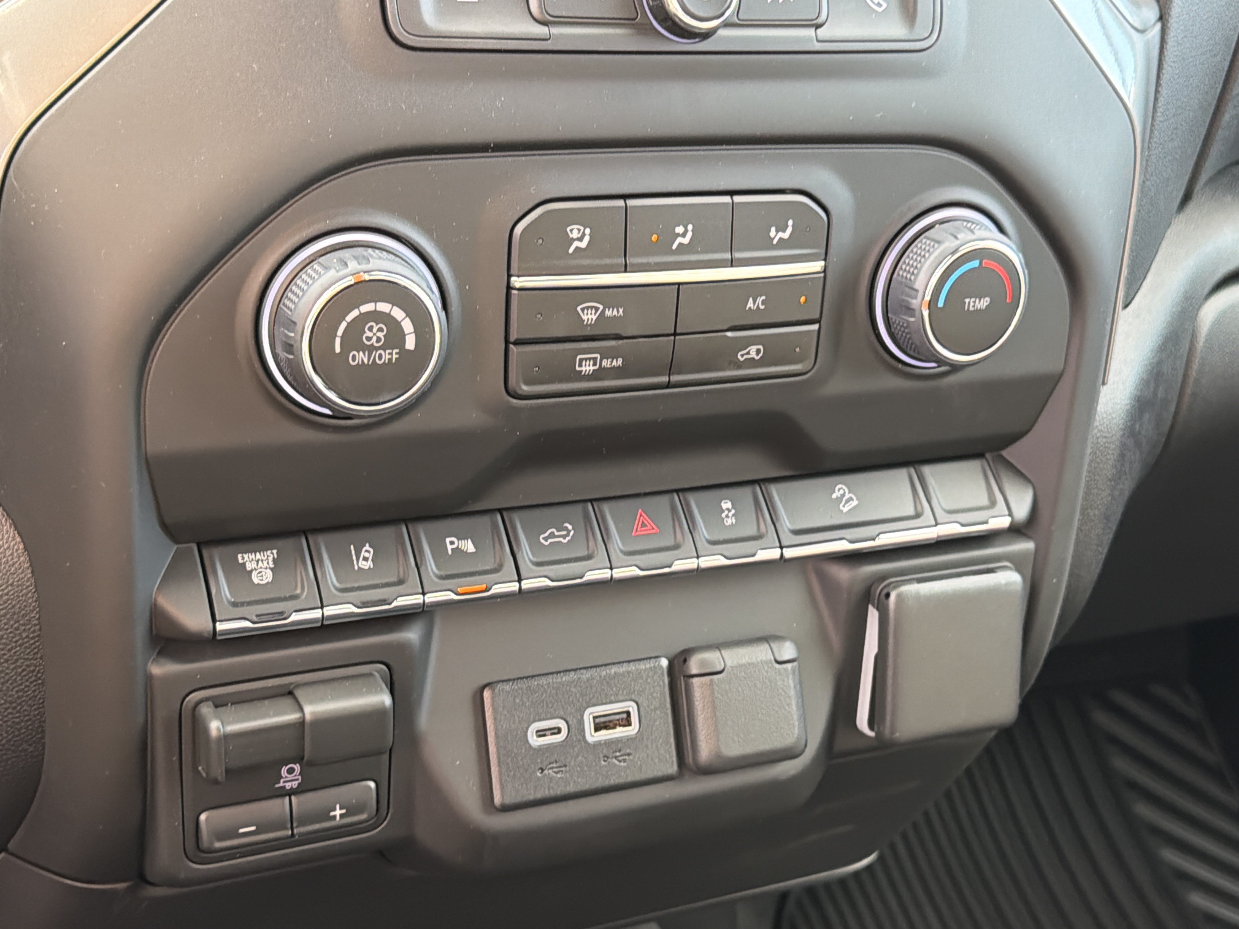 New 2026 Chevrolet Silverado 2500 Custom AWD/4WD image 22