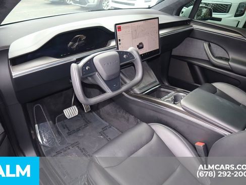 Used 2022 Tesla Model X Plaid image 10