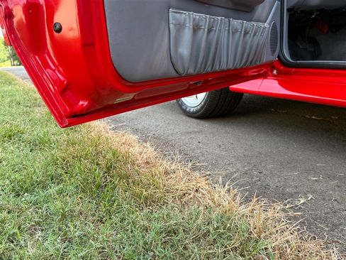 Used 1993 Ford Mustang Cobra image 42